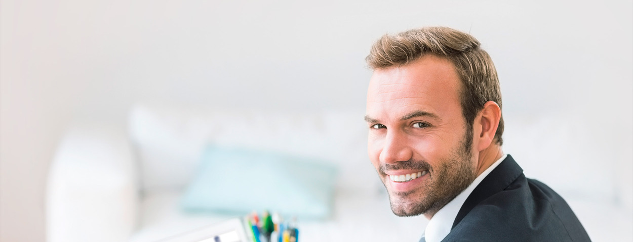 e-Learning: Global Stability